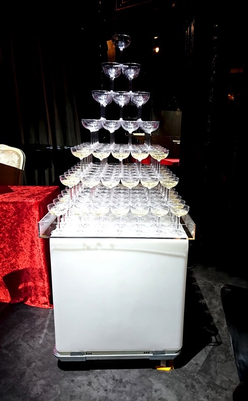 シャンパンタワー四角7段